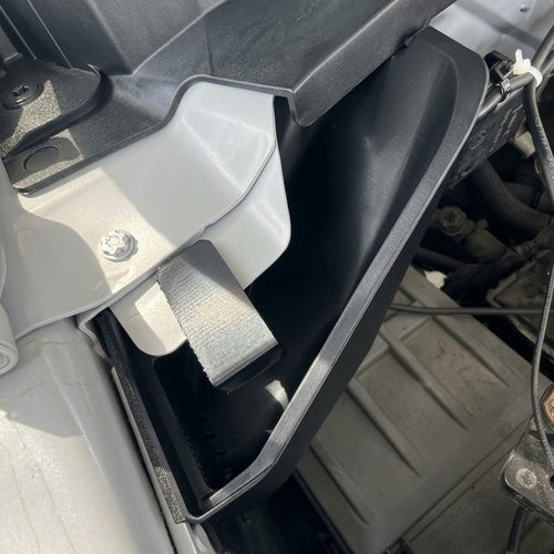 Ford Super Duty Fuse Box Water Deflector F-250/F-350/F-450 (2023+)